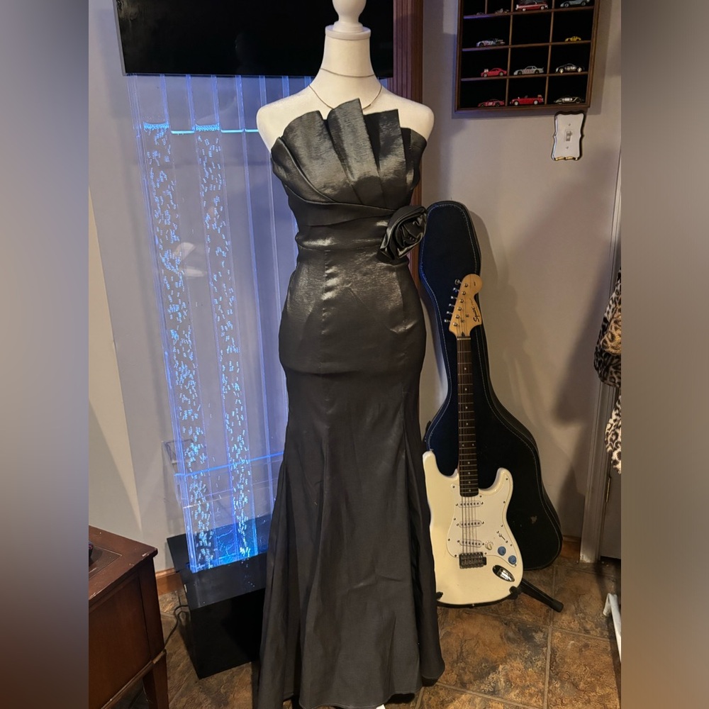 Dancing queen gown